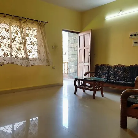 Roy & Ron Holiday Home